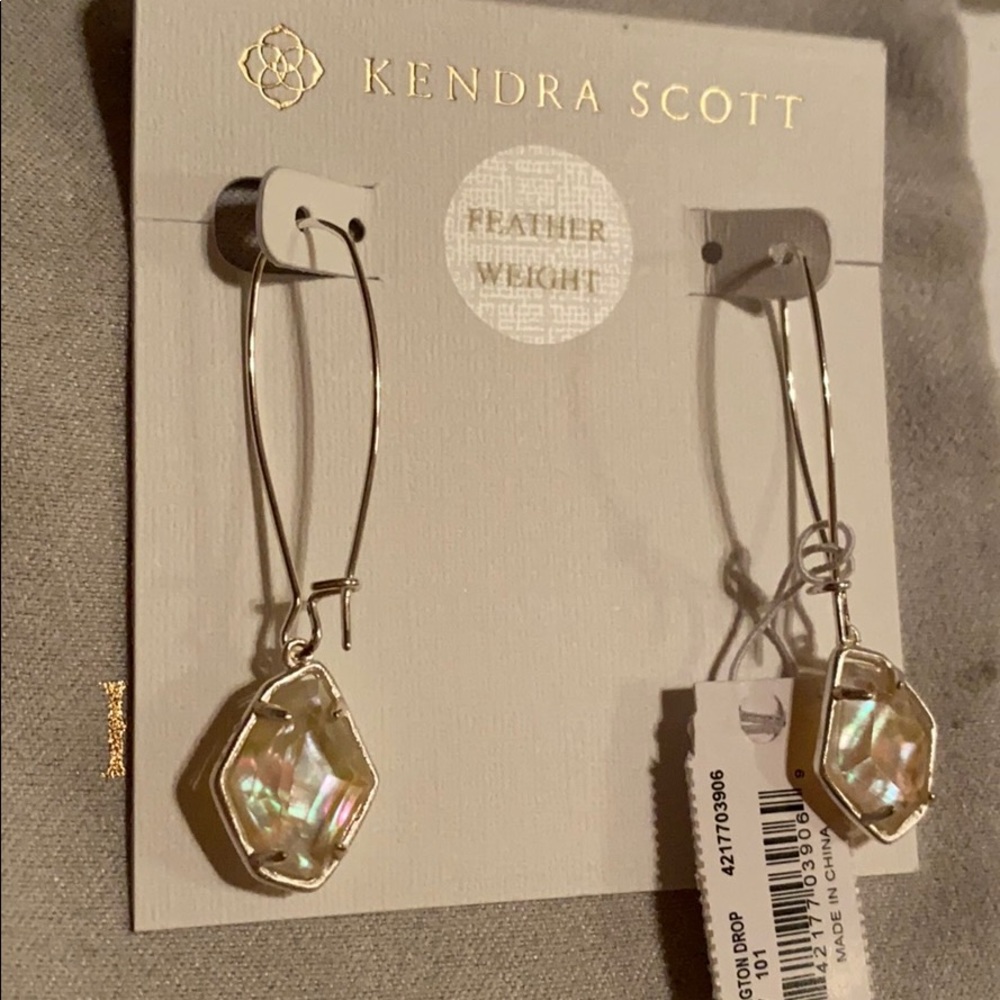 Brand new Kendra Scott earrings